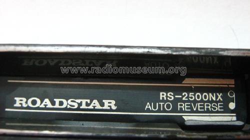 Indash cassette player with AM/FM radio RS-2500NX; Roadstar; Japan (ID = 1505581) Car Radio