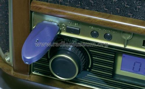 Retro Musiktruhe HIF-1923TUMPK; Roadstar; Japan (ID = 1728812) Radio