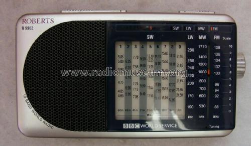 12 Band World Radio BBC World Service R9962; Roberts Radio Co.Ltd (ID = 2436423) Radio