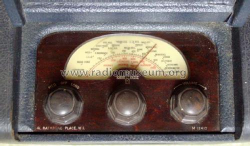 M4Q ; Roberts Radio Co.Ltd (ID = 2253379) Radio