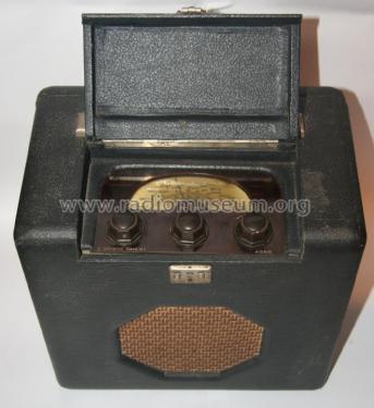 M5A; Roberts Radio Co.Ltd (ID = 1885692) Radio