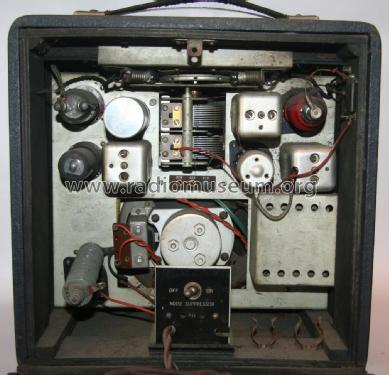 M5A; Roberts Radio Co.Ltd (ID = 1885694) Radio