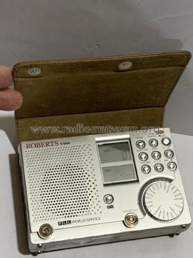 PLL World Service 9 Band Travelling Lite 2 R 9968; Roberts Radio Co.Ltd (ID = 2753217) Radio