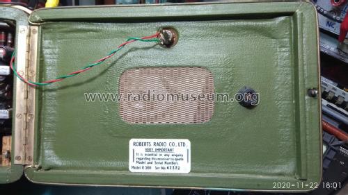 R300; Roberts Radio Co.Ltd (ID = 2594377) Radio