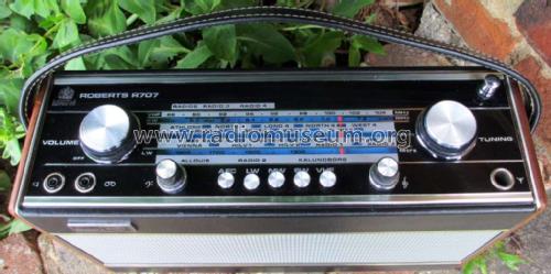 R707; Roberts Radio Co.Ltd (ID = 2121883) Radio