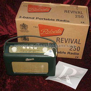 Revival R250; Roberts Radio Co.Ltd (ID = 1069018) Radio