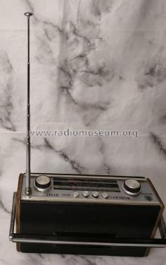 RFM3; Roberts Radio Co.Ltd (ID = 2825334) Radio