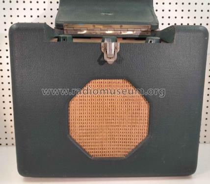 RP4; Roberts Radio Co.Ltd (ID = 3011866) Radio