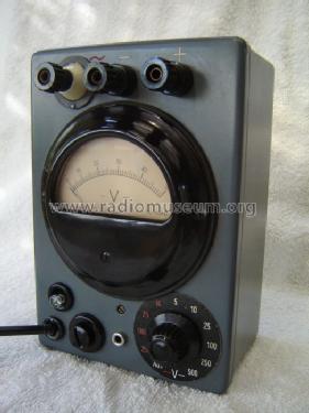 Gleich-Wechselspannungsmesser UGW ; Rohde & Schwarz, PTE (ID = 227622) Equipment