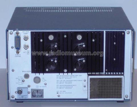 Signal Generator SMS 302.4012.26; Rohde & Schwarz, PTE (ID = 970765) Ausrüstung