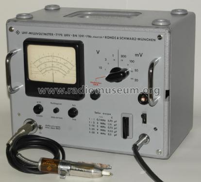 UHF-Millivoltmeter URV ; Rohde & Schwarz, PTE (ID = 2839999) Equipment