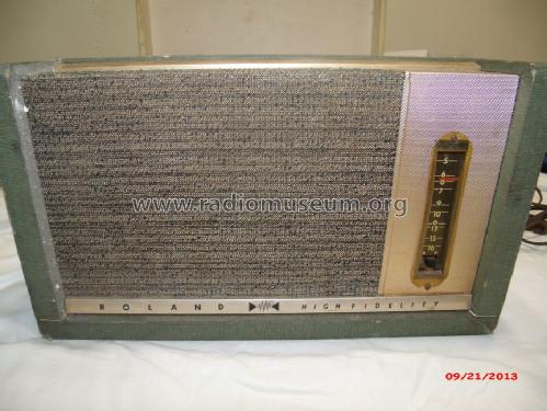 Record Changer 41-781; Roland Radio (ID = 1524573) Radio