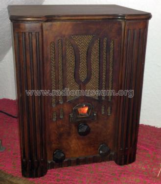 Unknown ; Roly Company, (ID = 1936114) Radio
