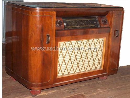 Olympia Radio-Barwagen 'Siesta' 557WUM; Sachsenwerk (ID = 429723) Radio