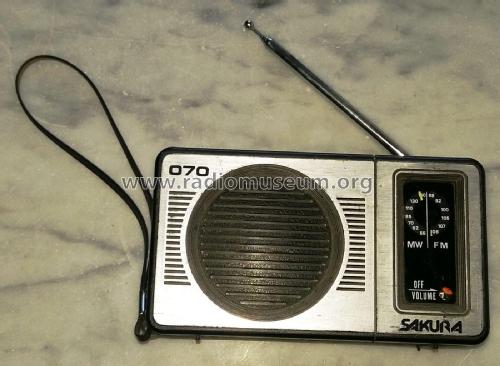 Portable Radio 070; Sakura, Hong Kong (ID = 2275680) Radio