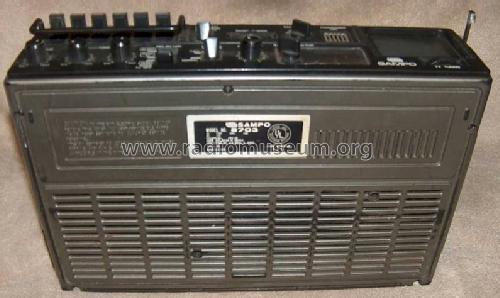 TV-Radio-Cassette-Recorder 8703 Ch= KRV-3B; Sampo Corporation of (ID = 826045) TV Radio