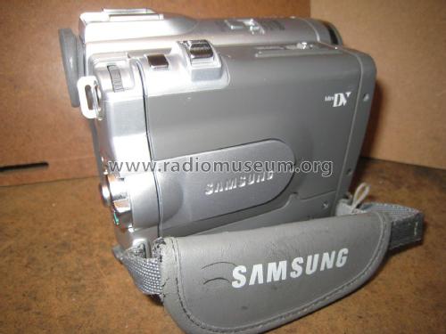 Digital Camcorder VP-D30; Samsung Co.; Daegu (ID = 2088084) R-Player
