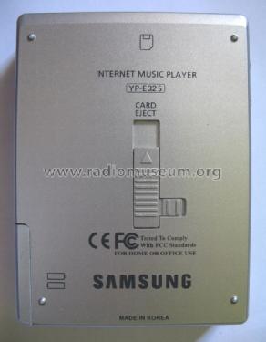 Internet Music Player - mp3 YEPP' YP-E32 S; Samsung Co.; Daegu (ID = 1264752) Enrég.-R