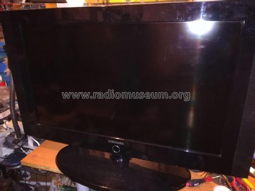 LCD TV LE32A336J1N; Samsung Co.; Daegu (ID = 2577624) Televisore