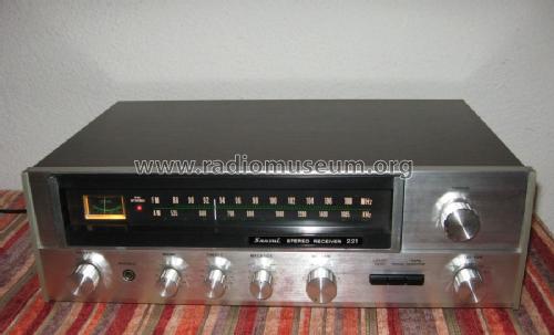 Stereo Receiver 221; Sansui Electric Co., (ID = 1078304) Radio