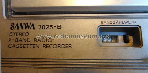 Stereo 2 - Band Radio Cassetten Recorder 7025; Sanwa (ID = 2715474) Radio