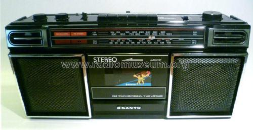 4 Band Stereo Radio Cassette Recorder M 9703L; Sanyo Electric Co. (ID = 1727374) Radio