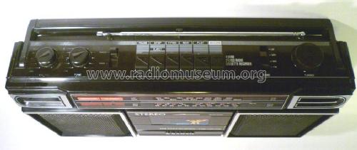 4 Band Stereo Radio Cassette Recorder M 9703L; Sanyo Electric Co. (ID = 1727378) Radio