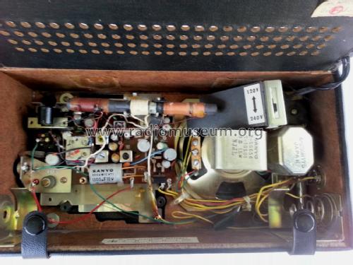 7SA-704; Sanyo Electric Co. (ID = 1978803) Radio