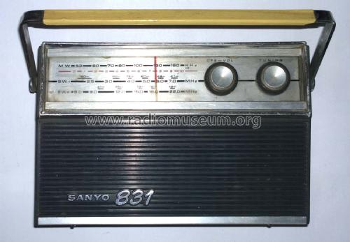 8 Transistor 3 Band Portable Radio 8U-831; Sanyo Electric Co. (ID = 1917599) Radio