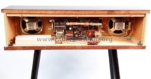 9 Transistor Deluxe All Wave Super Radio 9U-T340; Sanyo Electric Co. (ID = 1600501) Radio