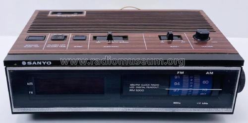 AM FM Digital Clock Radio RM-5200; Sanyo Electric Co. (ID = 2664526) Radio