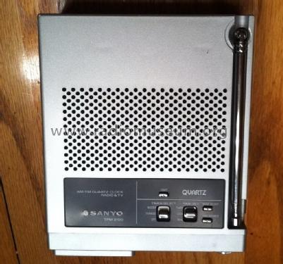 AM/FM Quartz Alarm Clock Radio & TV TPM-2100; Sanyo Electric Co. (ID = 1588540) Fernseh-R