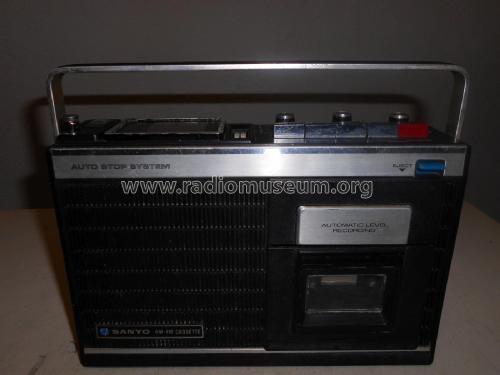 AM/FM Radio Recorder M-2400F; Sanyo Electric Co. (ID = 2364609) Radio