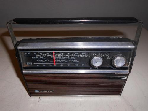 Solid State FM/AM Portable Radio 10F-821N ; Sanyo Electric Co. (ID = 2361900) Radio