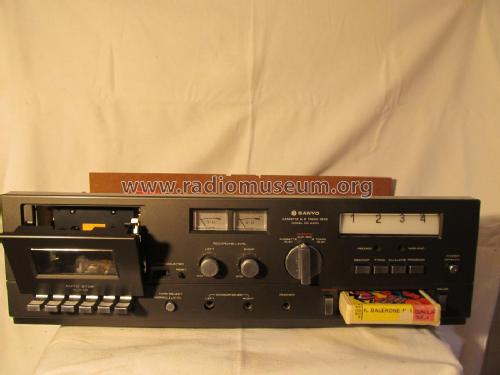 Cassette & 8 Track Deck RD-8400; Sanyo Electric Co. (ID = 2375998) R-Player
