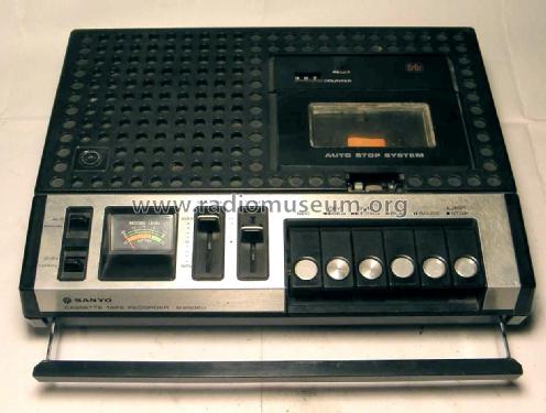Cassette Tape Recorder M2502U; Sanyo Electric Co. (ID = 1993824) R-Player
