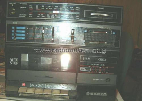 Compo System C-12; Sanyo Electric Co. (ID = 977029) Radio