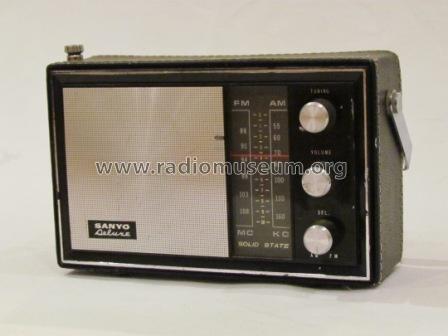 Deluxe 9F-859; Sanyo Electric Co. (ID = 973668) Radio