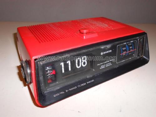 Digital 2 Band Clock Radio RM 5010; Sanyo Electric Co. (ID = 2312233) Radio