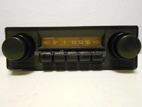 F-8222A; Sanyo Electric Co. (ID = 2269800) Car Radio