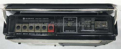 FM AM 2-Band Radio Cassette Recorder M-2564F; Sanyo Electric Co. (ID = 2671880) Radio