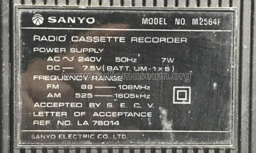 FM AM 2-Band Radio Cassette Recorder M-2564F; Sanyo Electric Co. (ID = 2671882) Radio