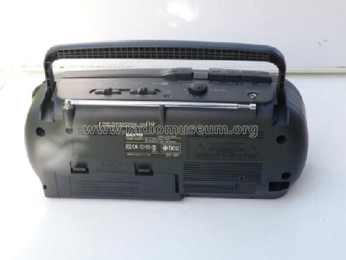 M1550F; Sanyo Electric Co. (ID = 1597892) Radio