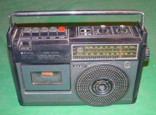 M-2422F; Sanyo Electric Co. (ID = 891563) Radio