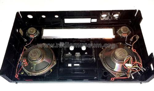 4 Band Stereo Radio Cassette Recorder 4 Speakers M9930K; Sanyo Electric Co. (ID = 2387863) Radio