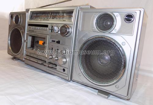 AM/FM Stereo Cassette Recorder M9996K; Sanyo Electric Co. (ID = 1968389) Radio