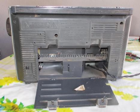 M-2805; Sanyo Electric Co. (ID = 2431955) Radio