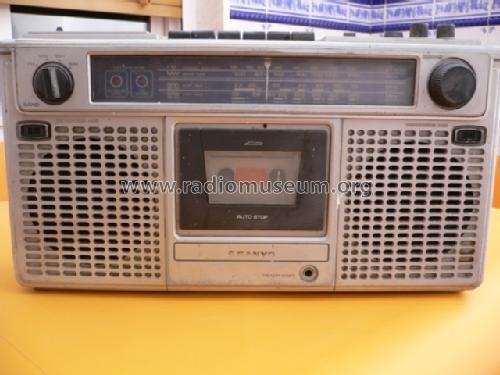 M-9902K; Sanyo Electric Co. (ID = 1018859) Radio