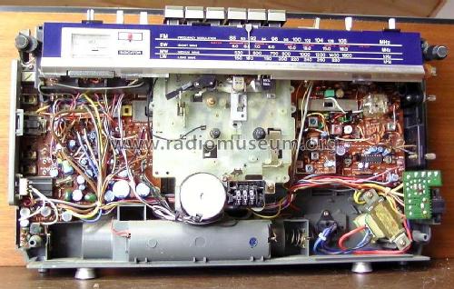 M 9924 LU; Sanyo Electric Co. (ID = 1779432) Radio