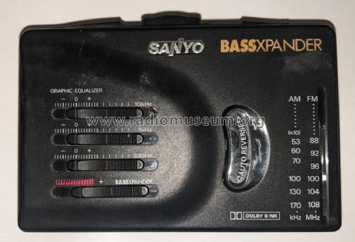 Bassexpander AM/FM Stereo Cassette Player MGR-906D; Sanyo Electric Co. (ID = 2769370) Radio